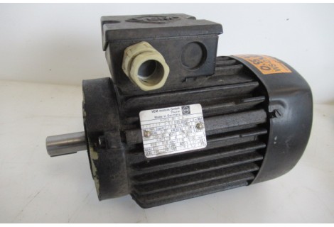 0,55 KW 920 RPM As 19 mm. Used